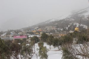 بارش برف در منجیل 