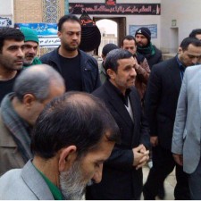 استقبال از احمدی نژاد در مشهد اردهال