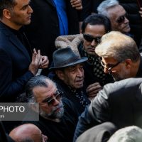 تشییع پیکر اکبر گلپا