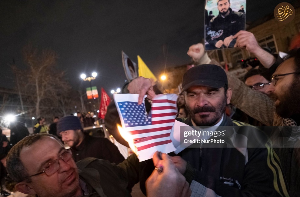  تجمع اعتراضی مقابل سفارت انگلیس در تهران 