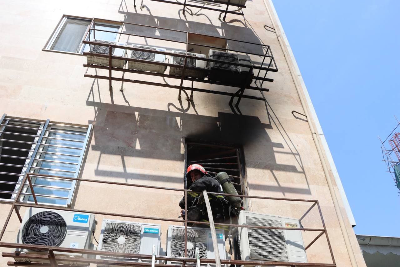 مهار آتش سوزی یک واحد آپارتمانی در خیابان ۹۷ گلسار رشت+ تصاویر