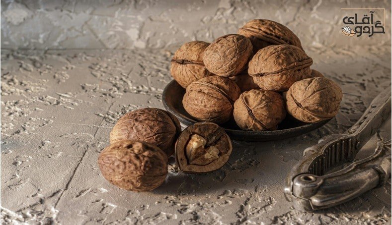 خرید گردو تویسرکان
