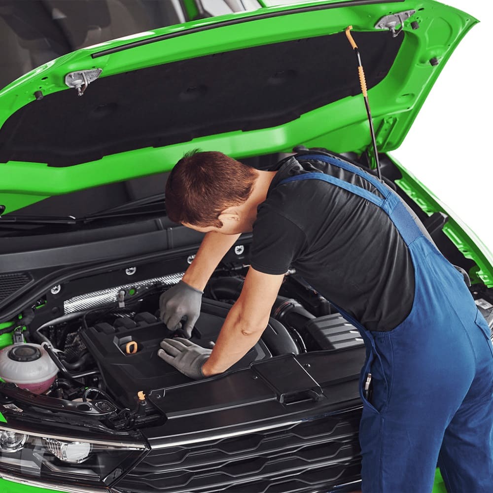 تعویض باتری در محل از خدمات امداد 46