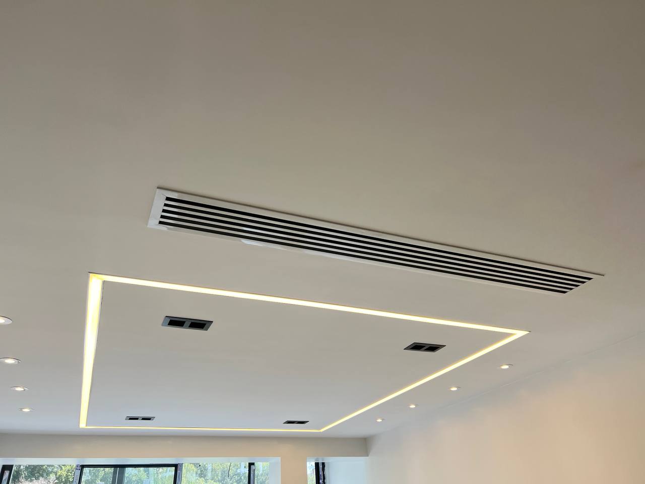 دریچه بازدید فن کویل