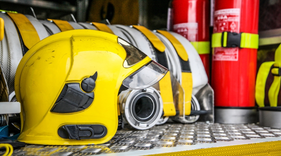 کلاه عملیاتی آتش نشانی