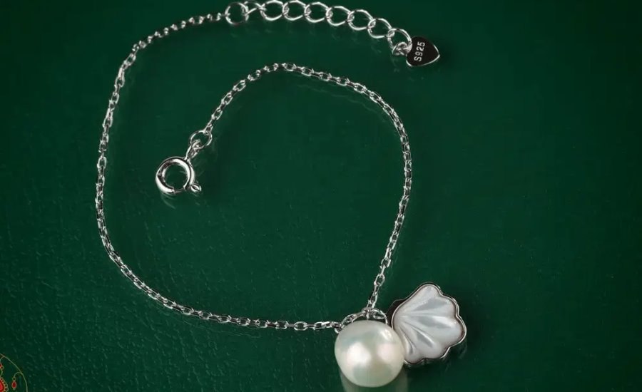 دستبند مرواریدی: کادو تولد برای دختر 12 ساله