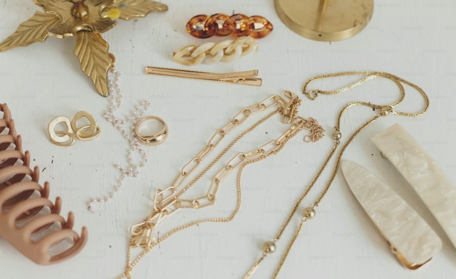 اکسسوری نیز کادوی تولد مناسبی برای دختر 12 ساله است