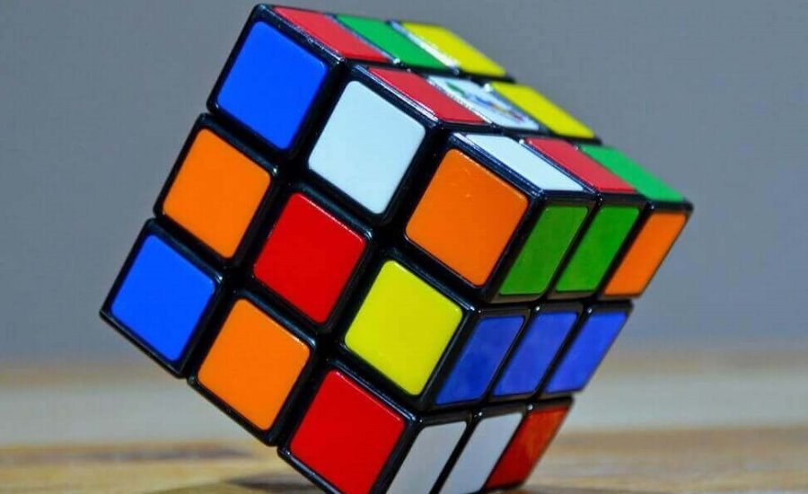 روبیک می تواند هدیه تولد دختر 12 ساله باشد.