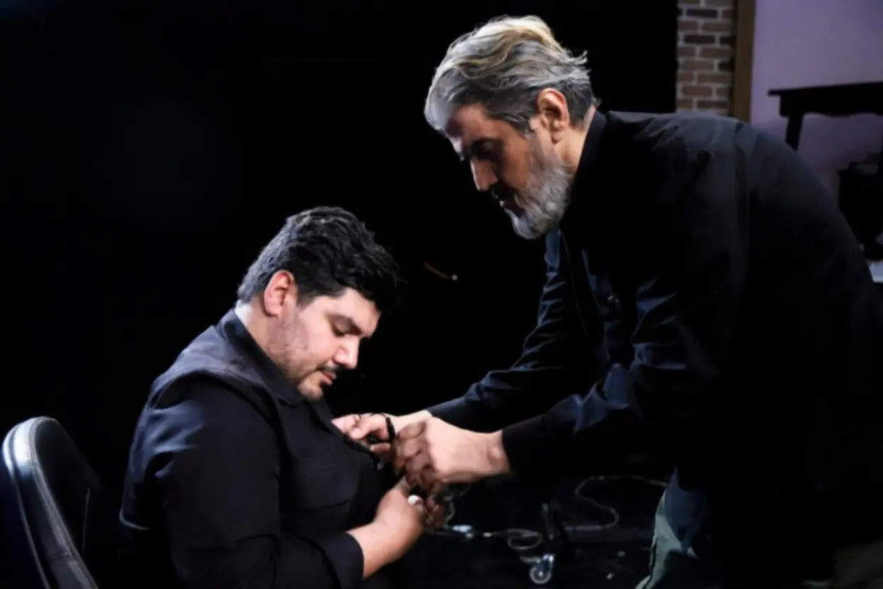 رسول مهربانی عذرخواهی کرد | واکنش به اتحاد ملوانی‌ها؛ مجری جنجالی کوتاه آمد!