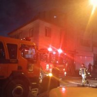 مهار آتش‌سوزی مهیب کارگاه چوب در جاده جیرده رشت+ تصاویر